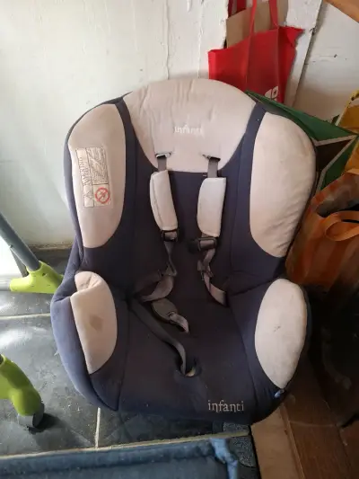 Silla de auto Infanti - miniatura 1