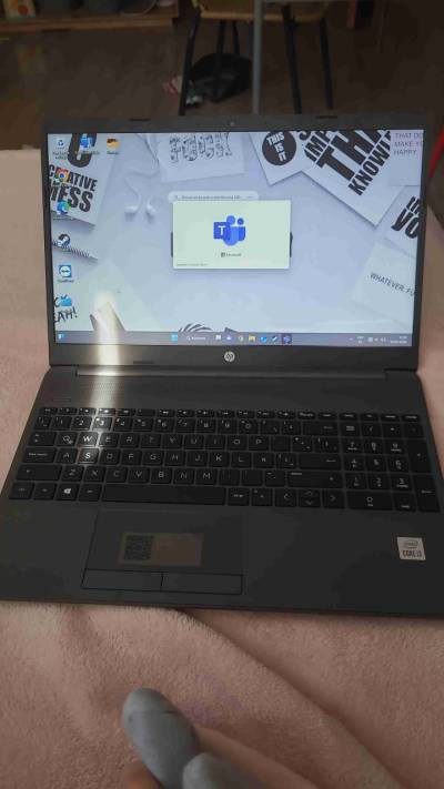 Notebook HP Intel Core i3 - miniatura 1