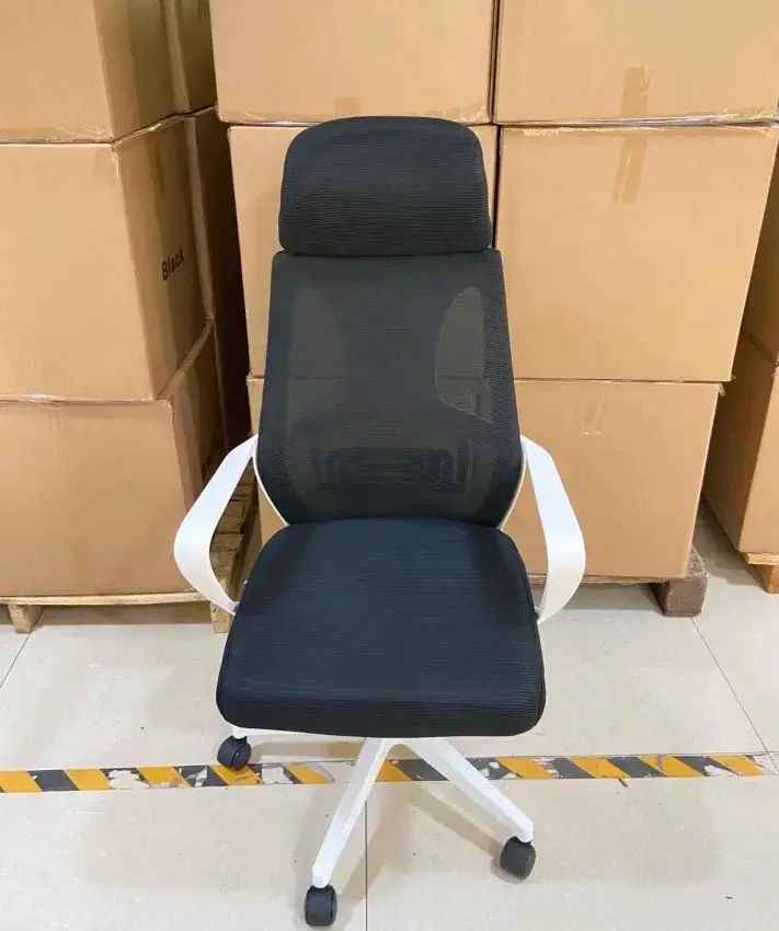 Silla de oficina ergonómica - 1