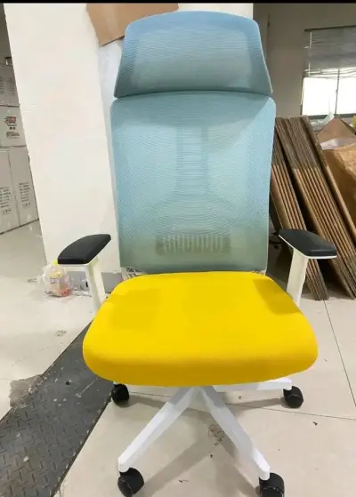 Silla de oficina ergonómica - miniatura 3