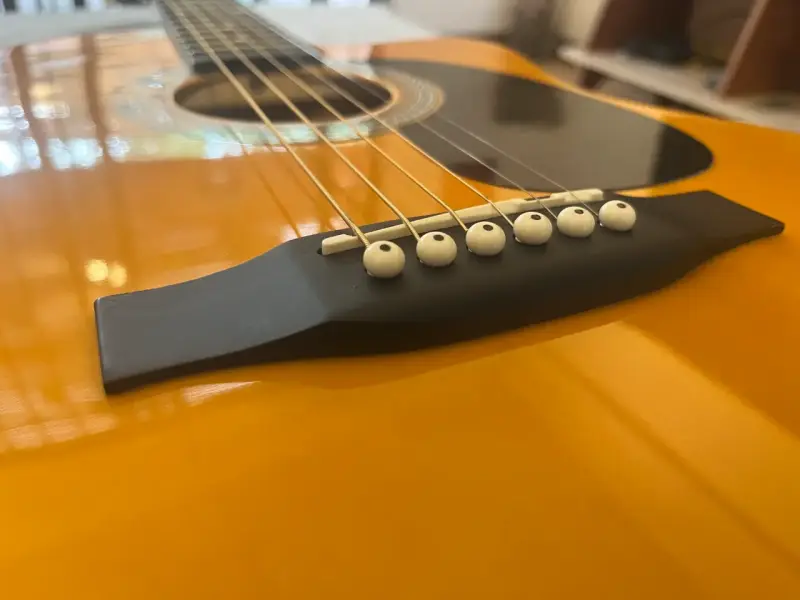 Guitarra acustica Bilbao - 2