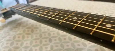 Guitarra acustica Bilbao - miniatura 3