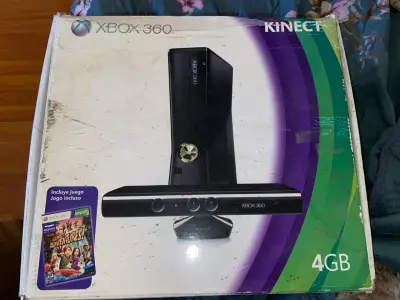 Consola Xbox 360 con Kinect - miniatura 1