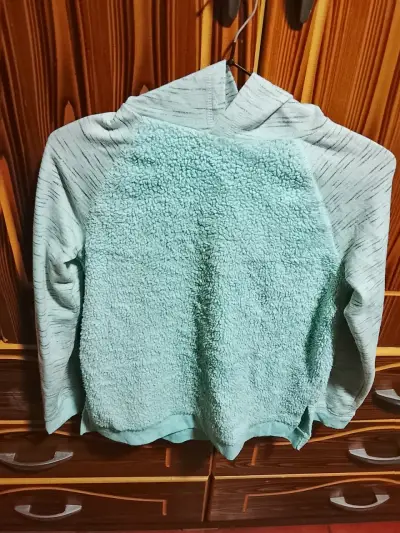 Chaqueta amarilla acolchada - miniatura 4