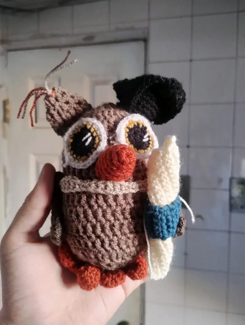 Muñeco tejido de búho amigurumi - 2