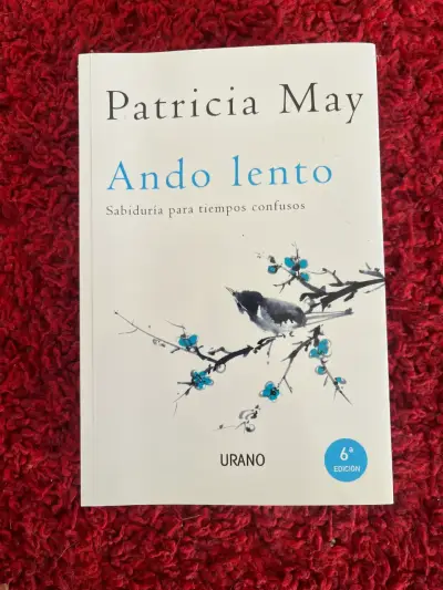 Libro 'Ando lento' de Patricia May - miniatura 1