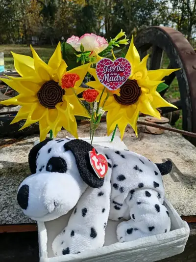 Arreglo floral con peluche en bolso - miniatura 6