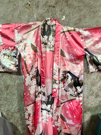 Kimono floral rosa - miniatura 2