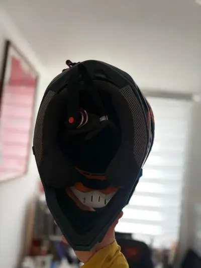 Casco motocross azul y naranja - miniatura 3