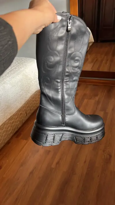 Botas negras con plataforma - miniatura 5