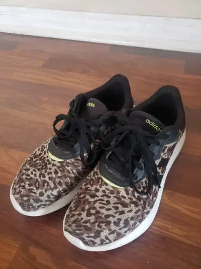T. 38 Zapatillas Adidas talla 38 - miniatura 1