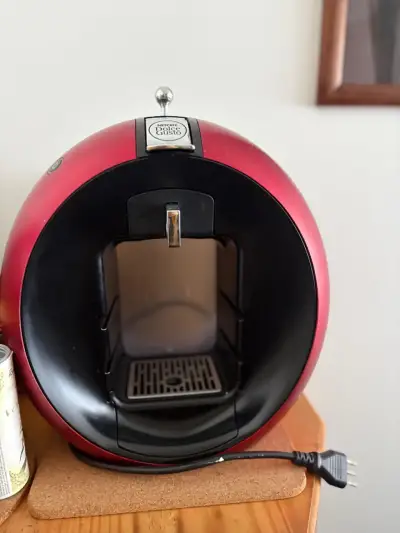 Cafetera cápsulas roja Dolce Gusto - miniatura 1