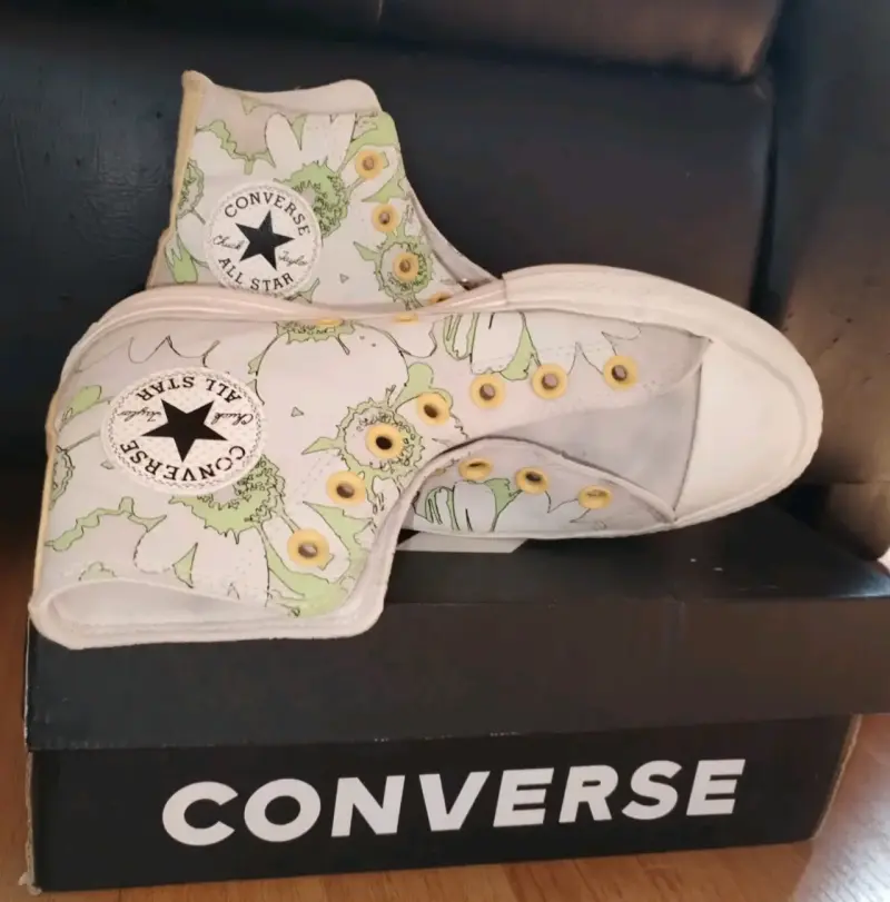 Zapatillas Converse florales