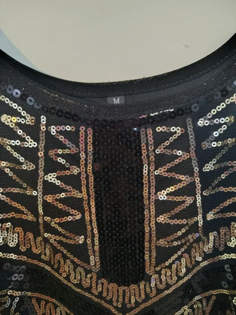 Vestido negro con lentejuelas - 3