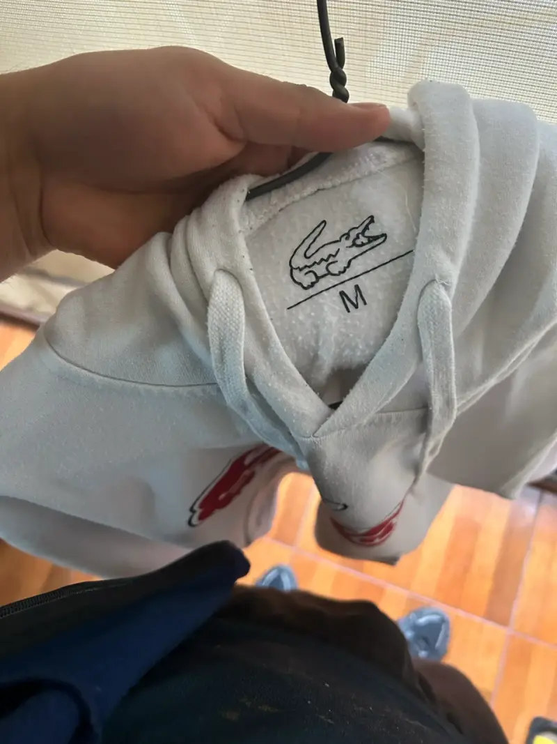 Polerón blanco con capucha M lacoste original