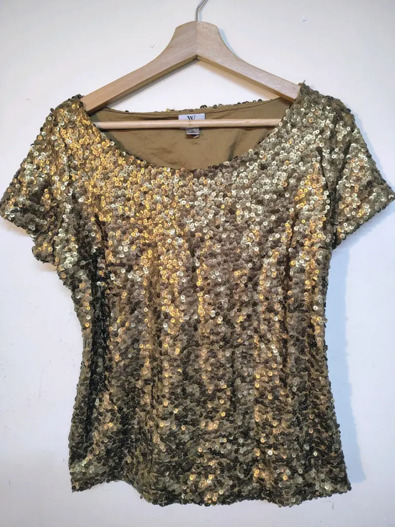 Polera de lentejuelas doradas - 1