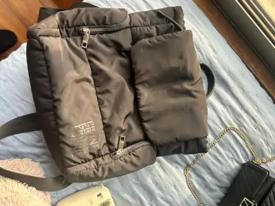 Mochila acolchada negra Prune - miniatura 1