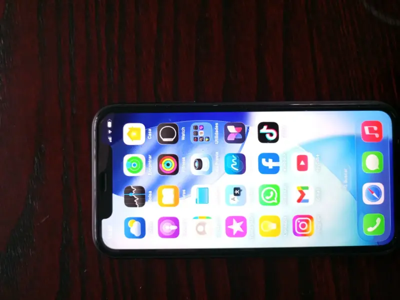 iPhone 11 - 2