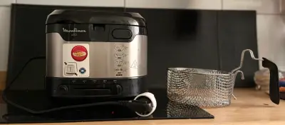 Freidora Moulinex Uno - miniatura 1
