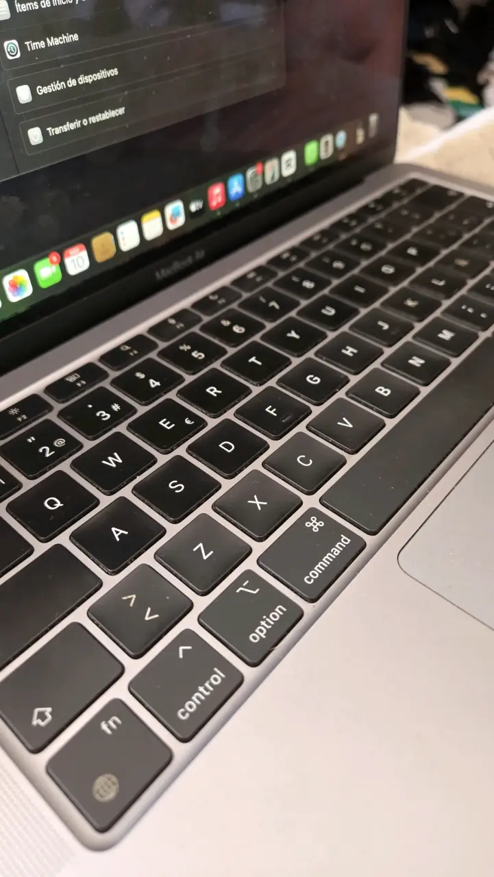 MacBook Air usado en buen estado - 3