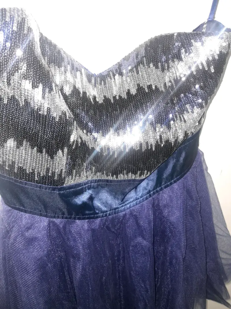 Vestido strapless corto de fiesta - 2