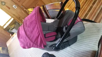 Coche para bebé gris y rosa - miniatura 2