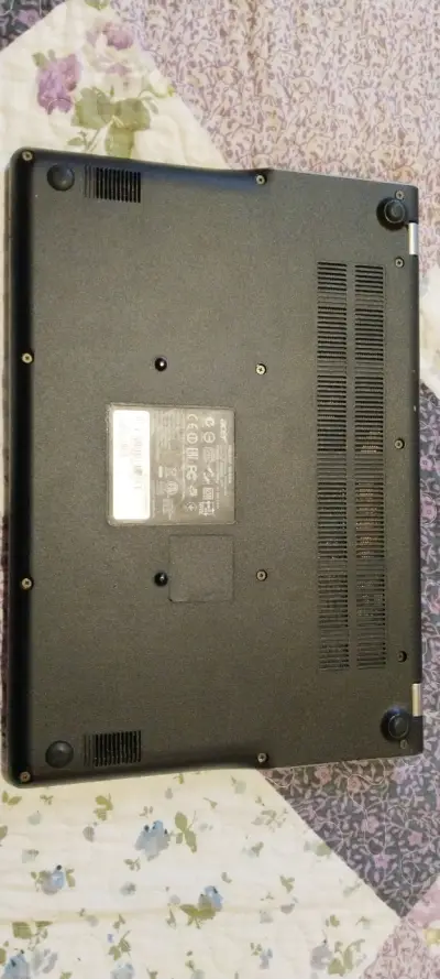 Laptop Acer Chromebook C740 series - miniatura 3