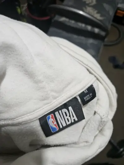 Polerón blanco NBA - miniatura 1