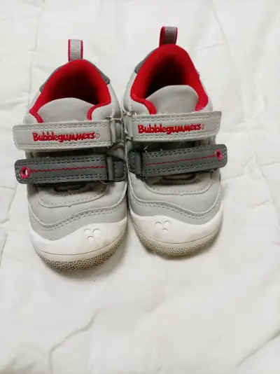 Zapatillas Bubblegummers gris y rojo - miniatura 1