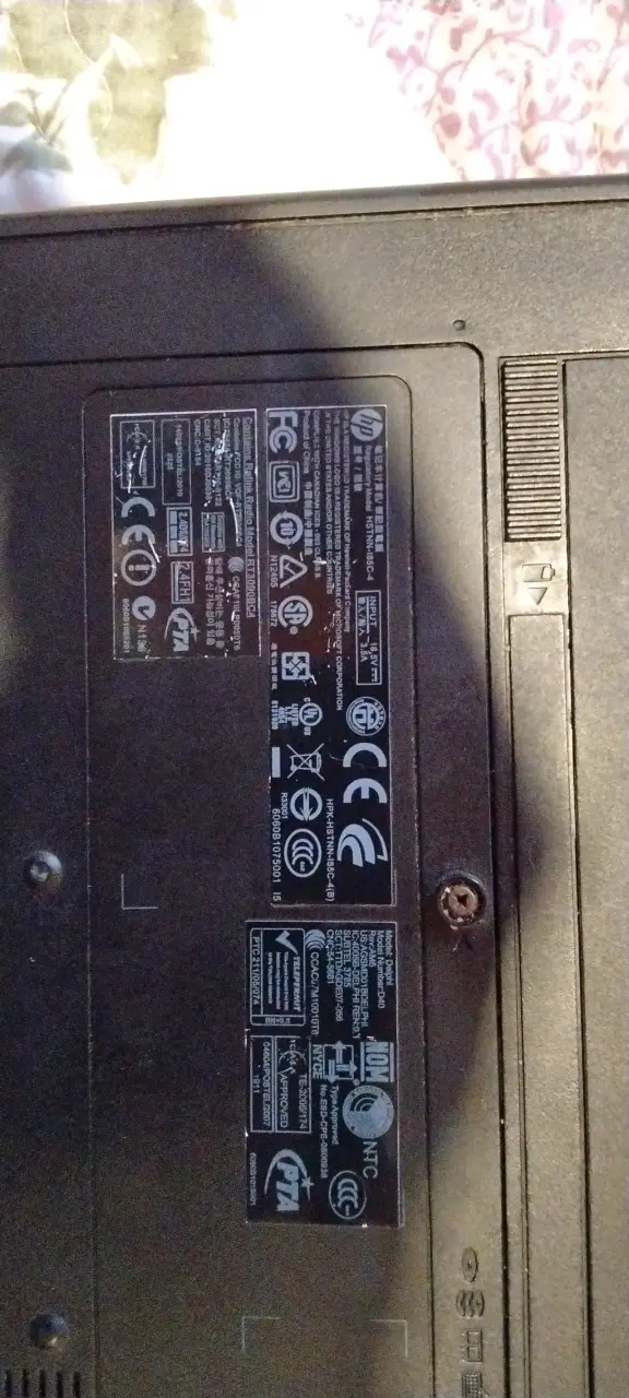Laptop HP 420 antiguo - 4