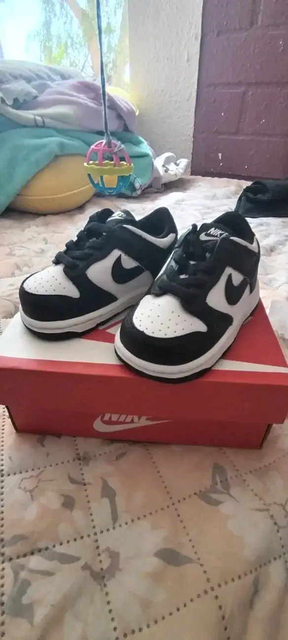 Zapatillas negras para bebé - 2