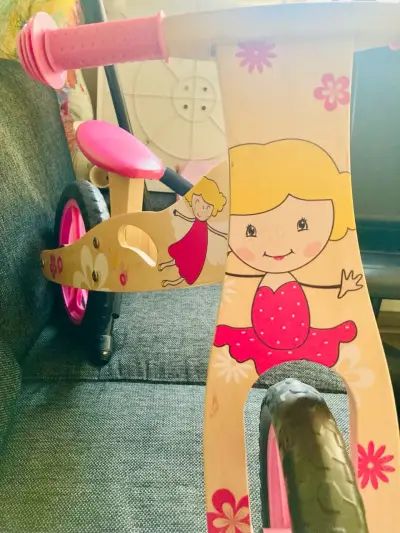 Bicicleta de equilibrio infantil - miniatura 1