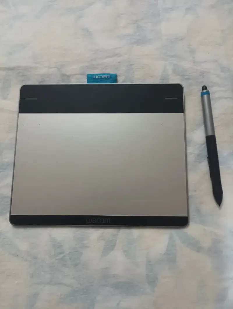 Tableta gráfica Wacom con lápiz