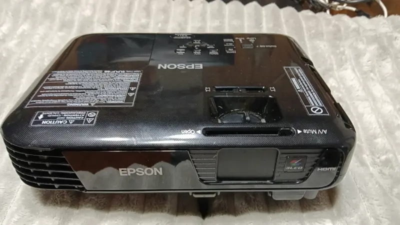 Proyector Epson PowerLite S31+ - 4