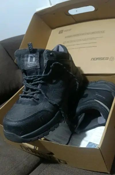 Botas de seguridad negras - miniatura 2