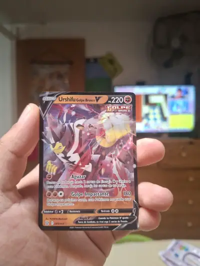 Carta Urshifu Golpe Brusco V y más. - miniatura 2