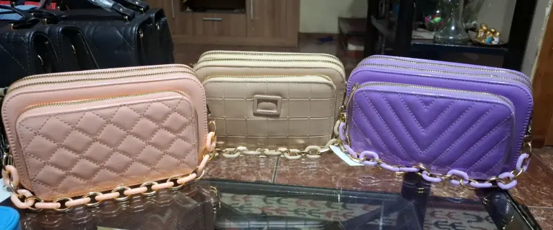 Carteras coloridas con correa - 4