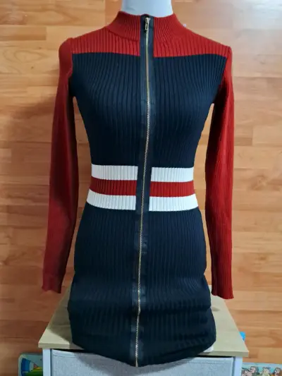 Vestido ajustado rojo y negro - miniatura 1