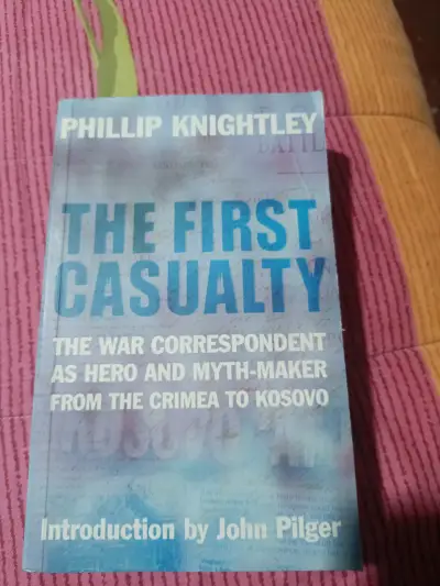 Libro 'The First Casualty' de Phillip Knightley - miniatura 1