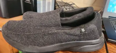 Zapatillas gris oscuro cómodas 16 horas - miniatura 3