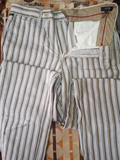 Pantalones de rayas Guess - miniatura 1