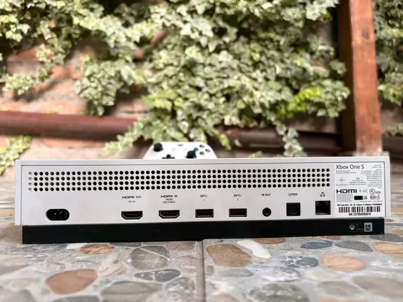 Consola Xbox One S blanca - 1
