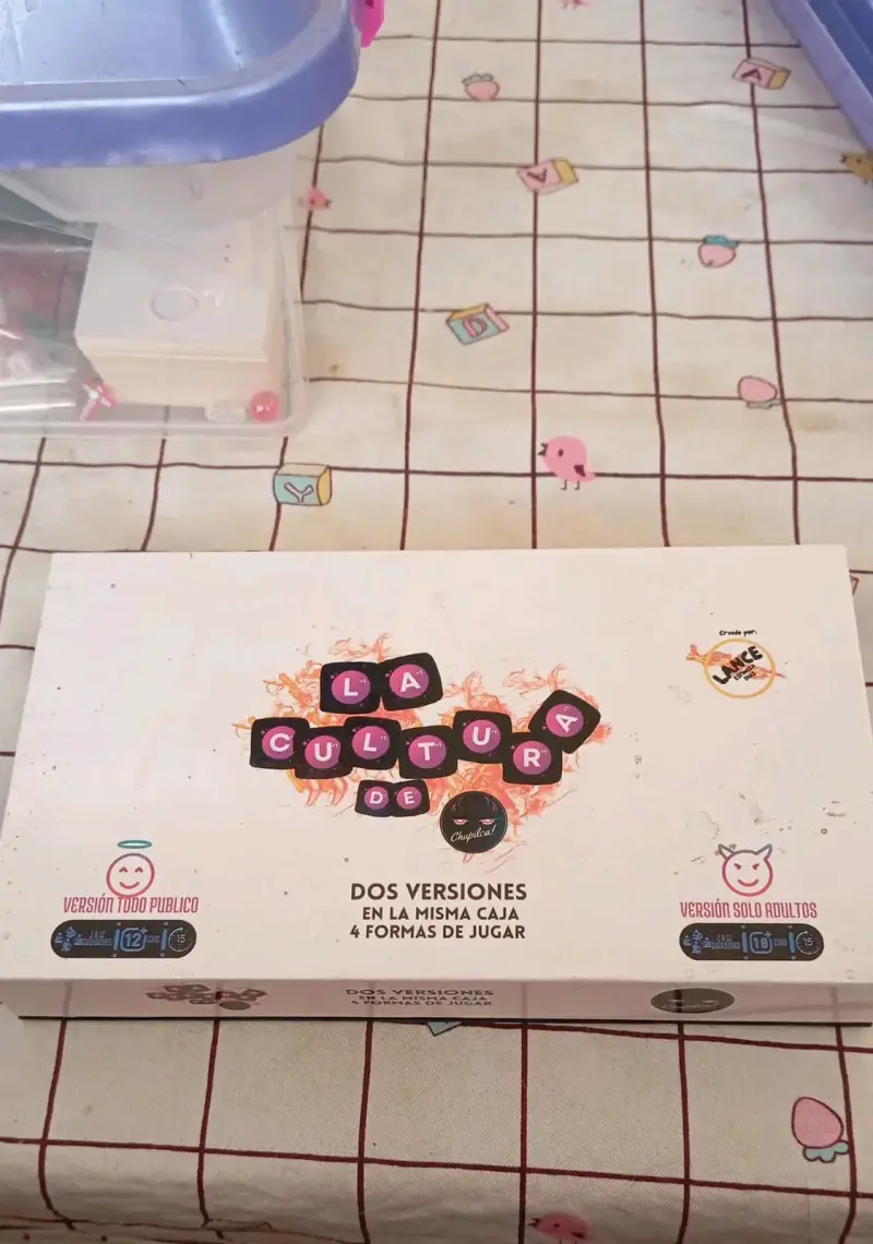 Juego de mesa 'La Cultura Chupistica' - 1