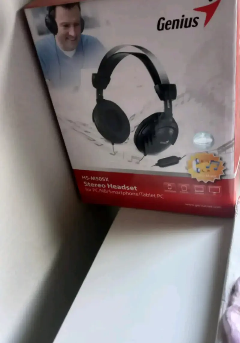 Audífonos estéreo Genius HS-M505X