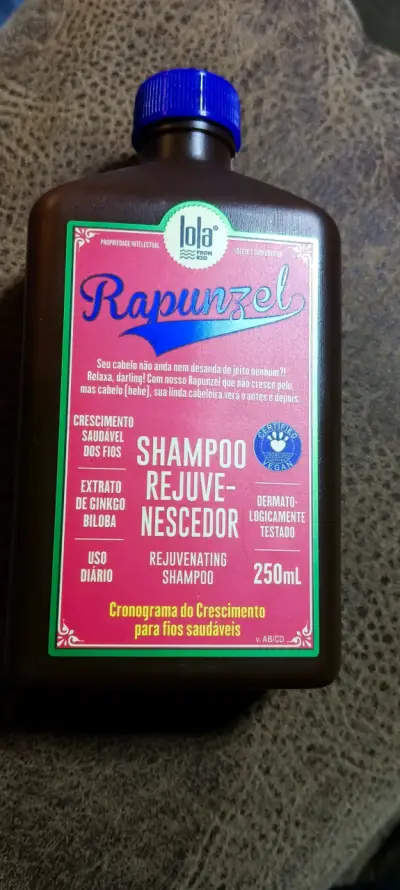 Shampoo rejuvenecedor Lola 250ml - miniatura 1