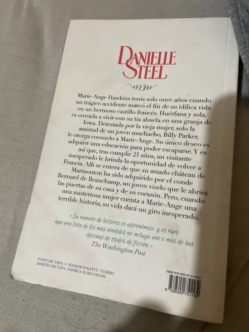 Libro Acto de Fe de Danielle Steel - 2