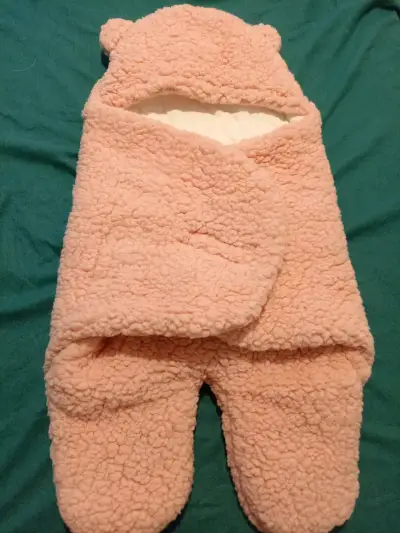 Pijama peluche rosa bebé talla 6/9 - miniatura 3