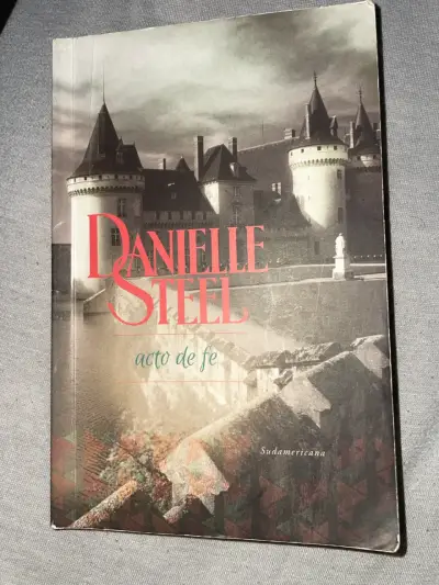 Libro 'Acto de fe' de Danielle Steel - miniatura 1