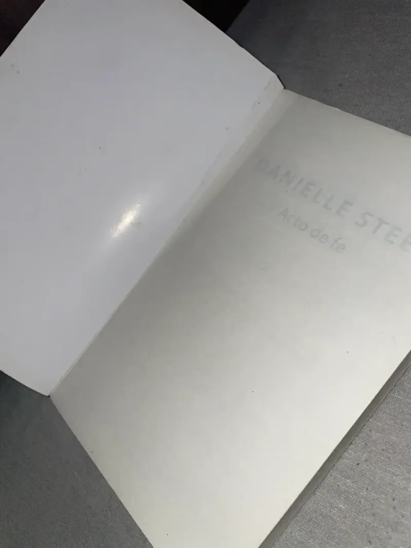 Libro 'Acto de fe' de Danielle Steel - 3
