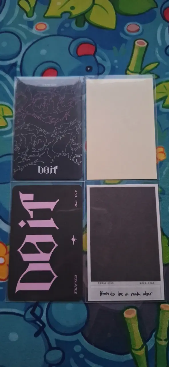 Set de 4 photocards de colección - 2
